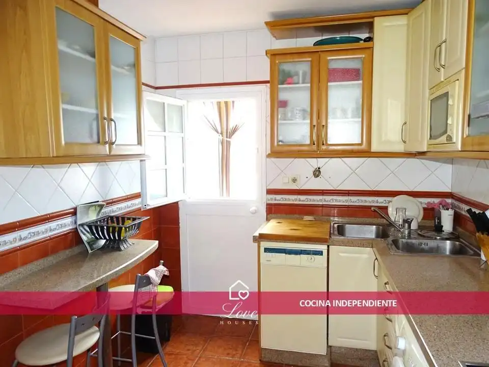 Cocina de Piso en venta en Chiclana de la Frontera con Aire acondicionado y Balcón