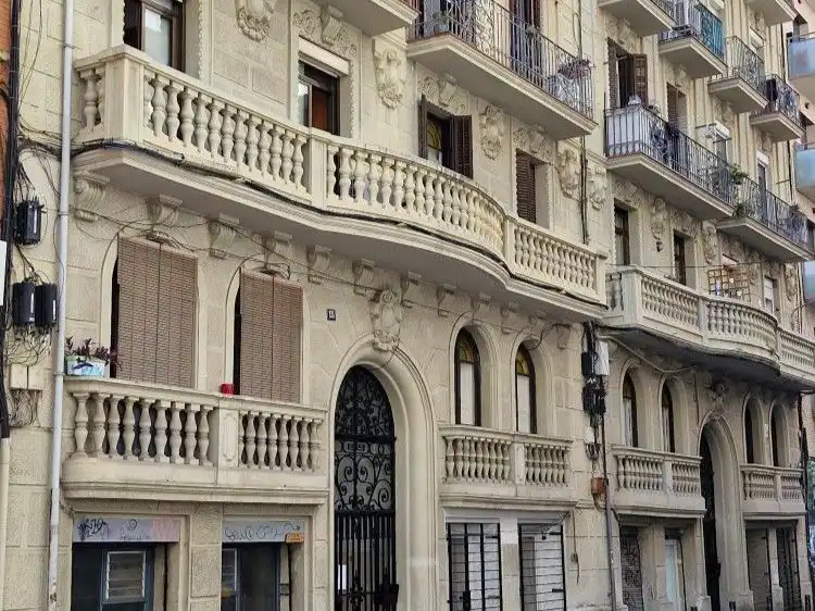 Flat with lift for sale in carrer del Farell 15, imagen 3