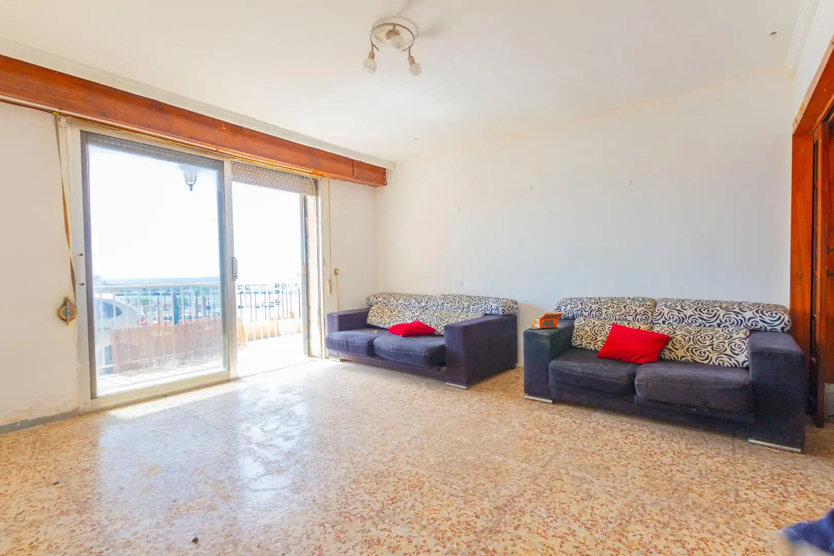 Wohnzimmer von Erdgeschoss zum Verkauf in Águilas mit Privatgarten, Terrasse und Möbliert
