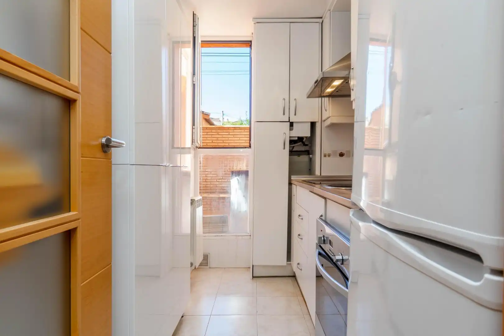 Cocina de Piso en venta en La Zubia con Calefacción y Terraza