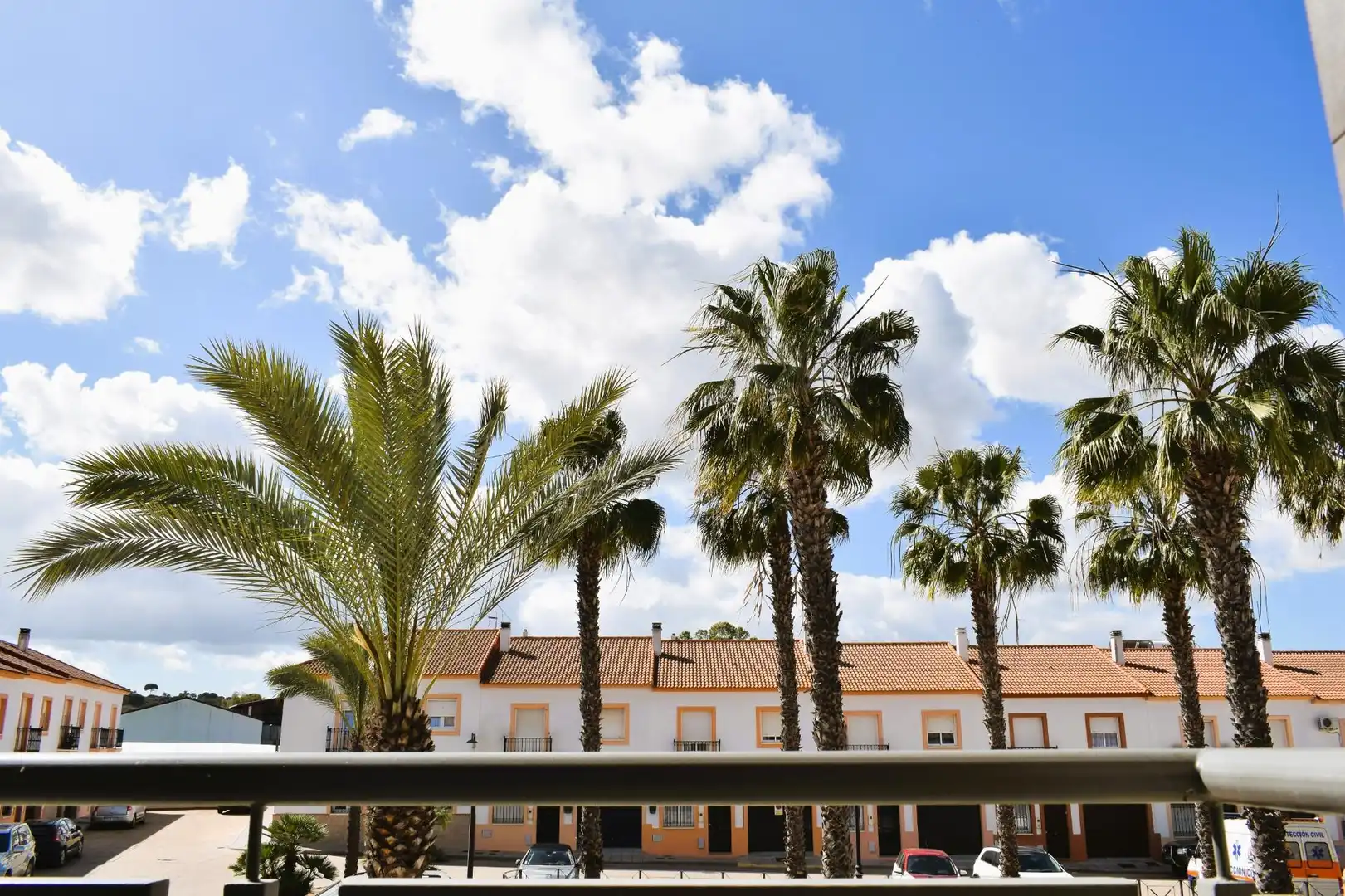Vista exterior de Edificio en venta en San Bartolomé de la Torre