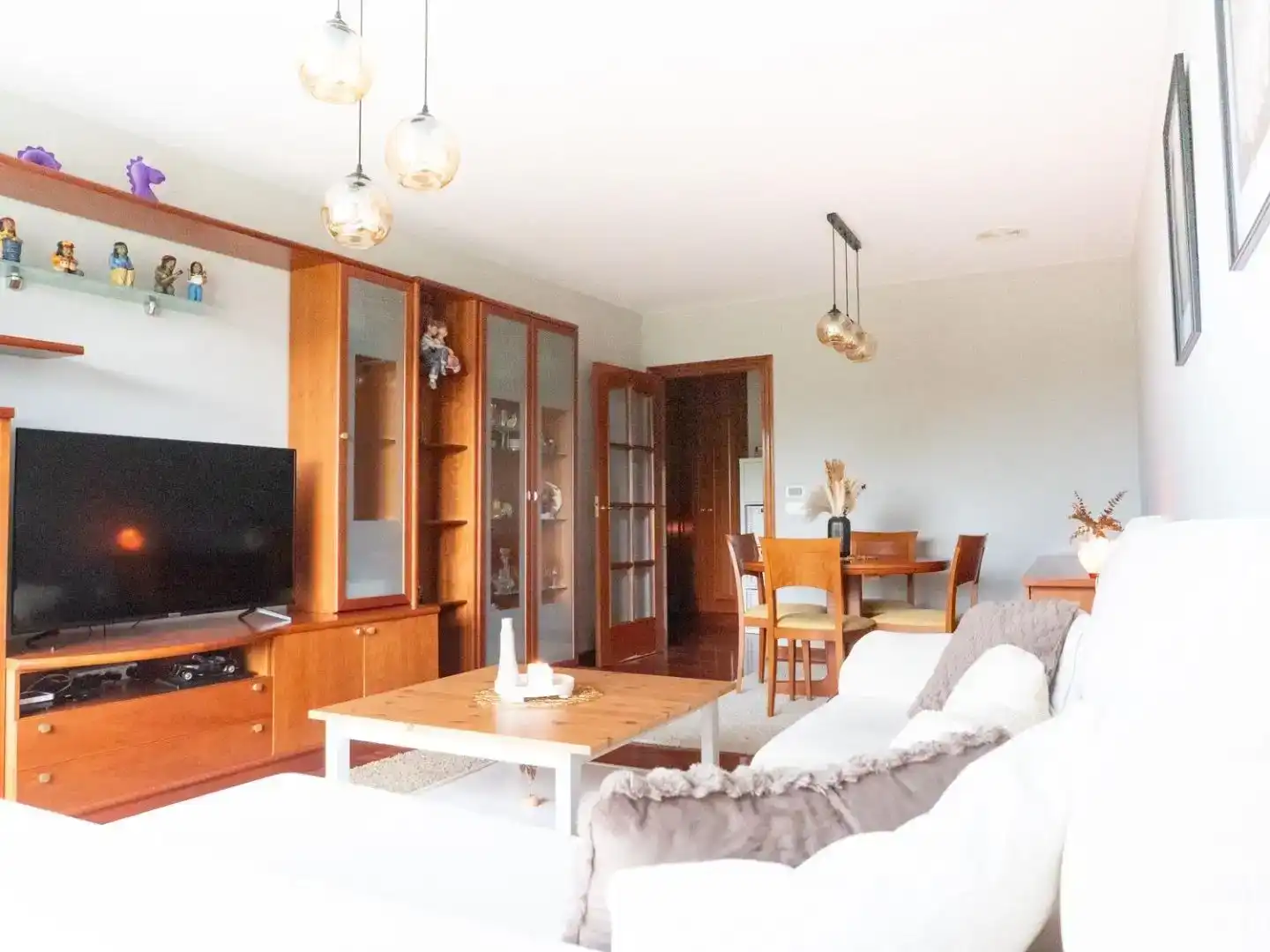 Sala de estar de Piso en venta en Culleredo con Piscina