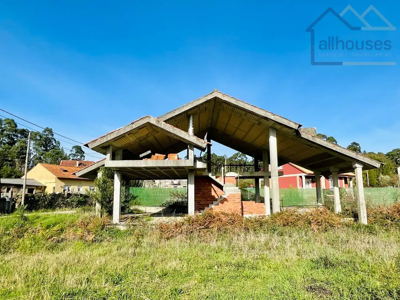 House with garden for sale in O Rosal