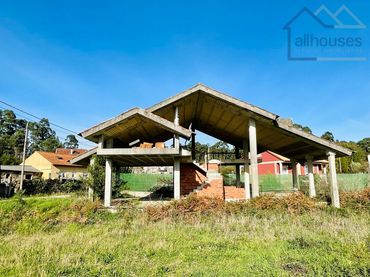Casa con jardín en venta en O Rosal