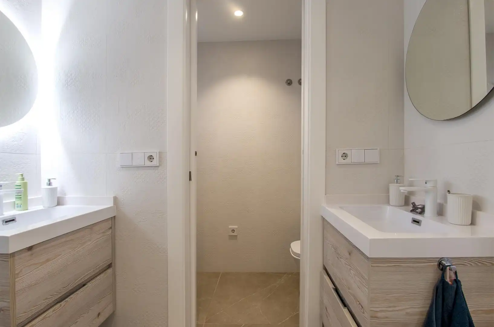 Baño de Casa o chalet en venta en Murcia con Aire acondicionado, Calefacción y Jardín privado