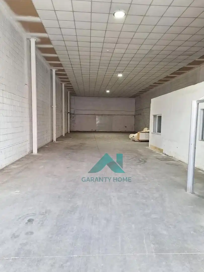 Nave industrielle à vendre à Cerro - Amate