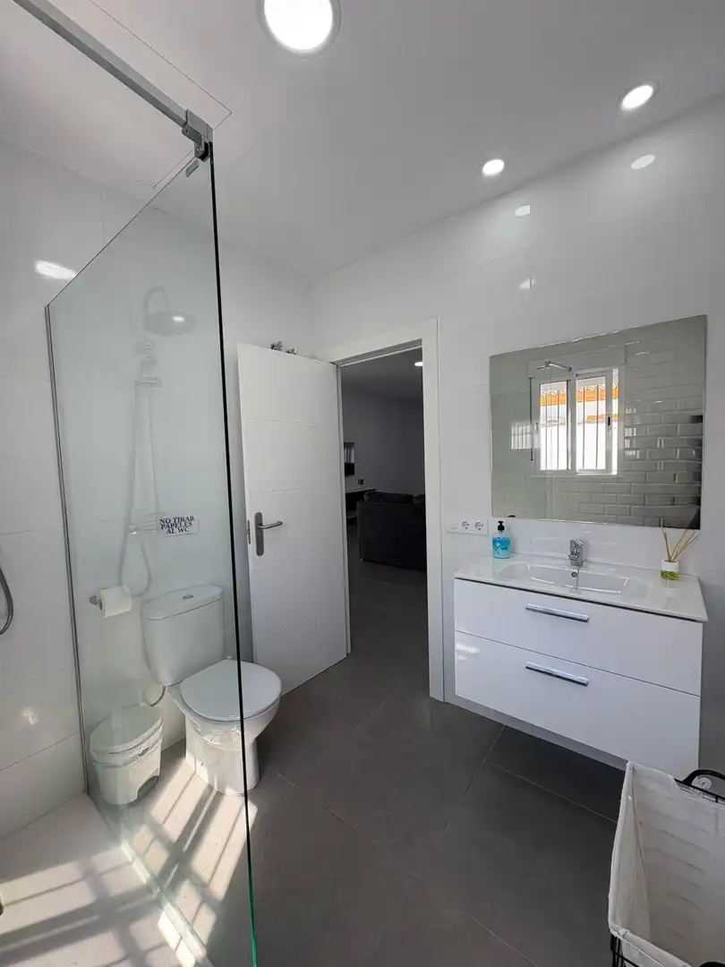 Bathroom of Houses for sale in Chiclana de la Frontera  with Air Conditioner, Private garden and Terrace