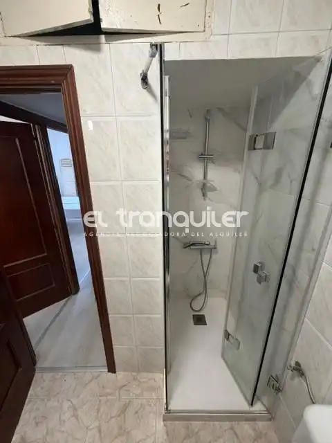 Baño de Piso de alquiler en Móstoles con Aire acondicionado, Trastero y Amueblado