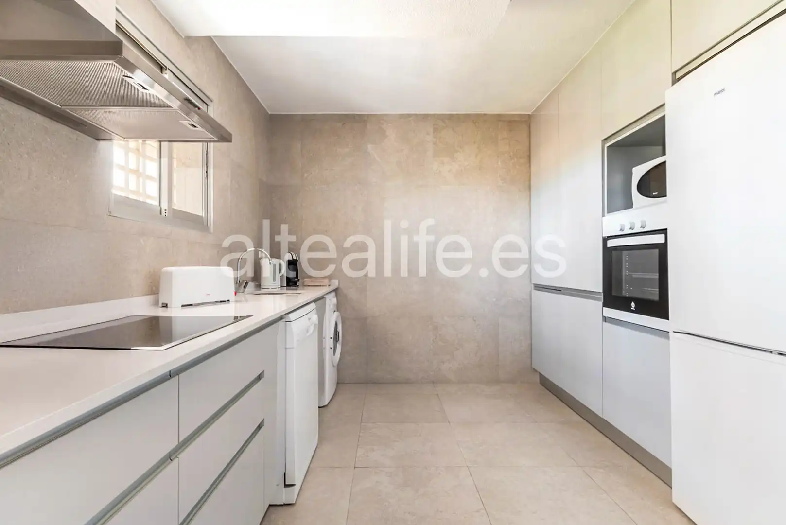 Cocina de Apartamento en venta en Altea con Aire acondicionado, Terraza y Trastero