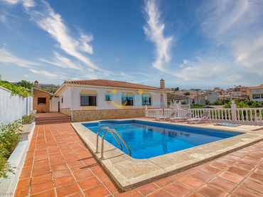 Villa avec piscine à vendre à Periana