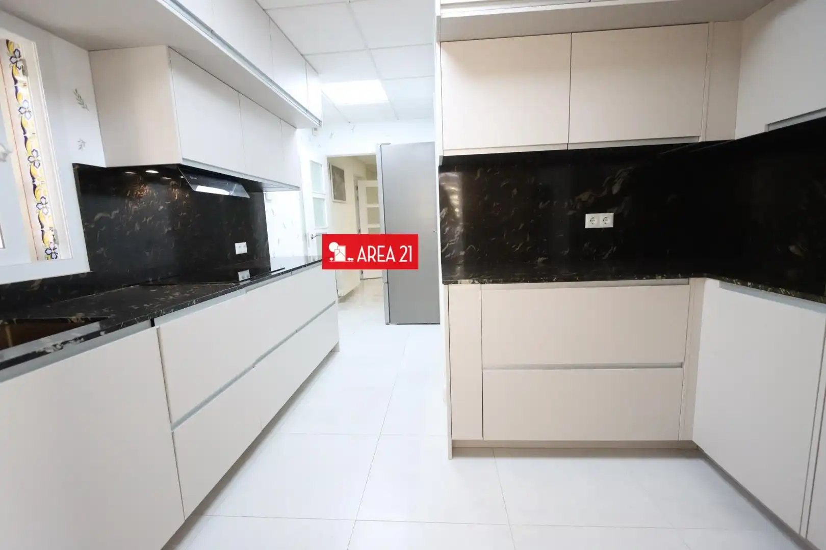 Kitchen of Houses for sale in La Pobla de Vallbona  with Heating, Terrace and Storage room
