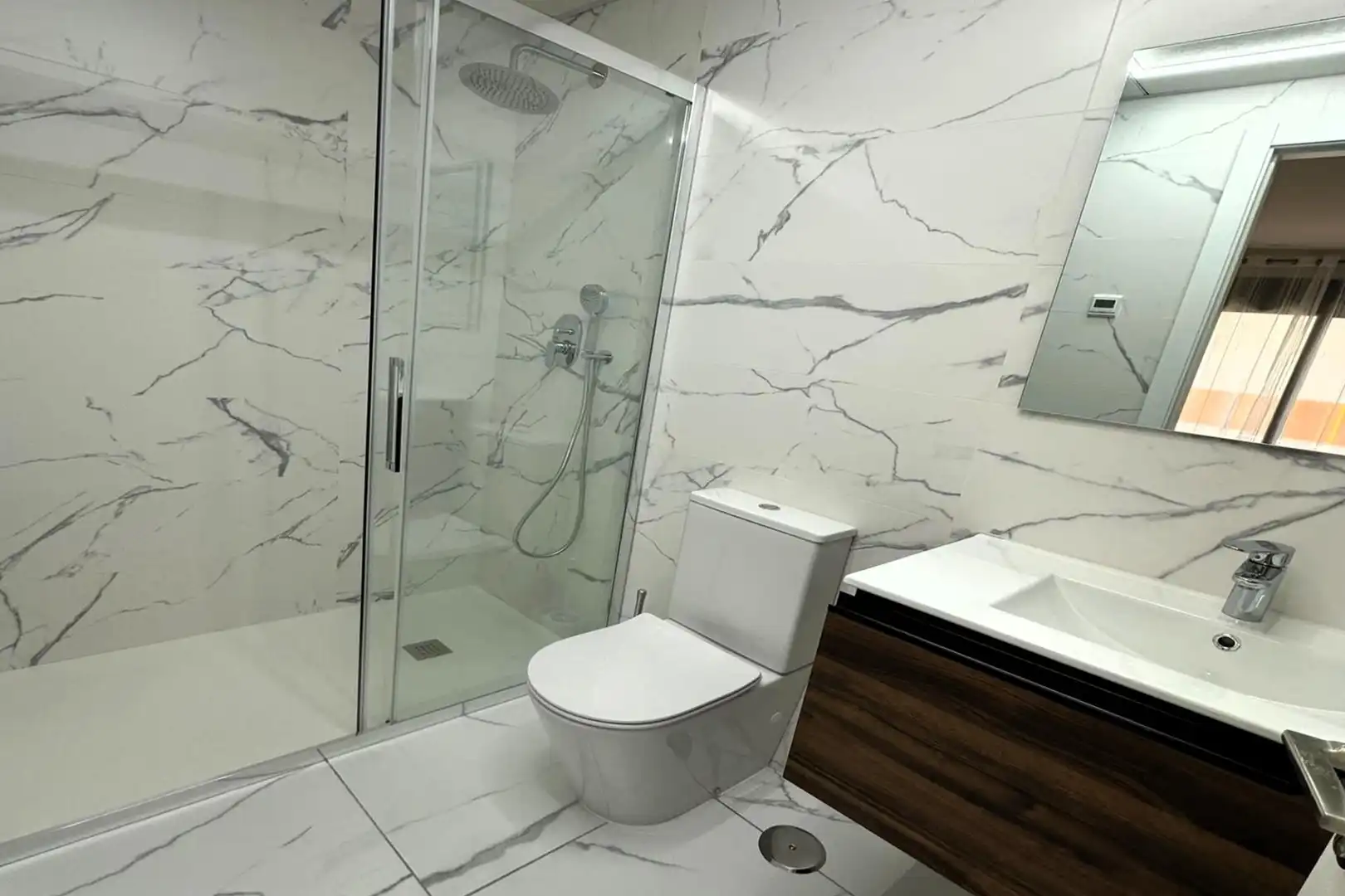 Apartamento con terraza en venta en Calle RAMON GALLUD 139, imagen 15
