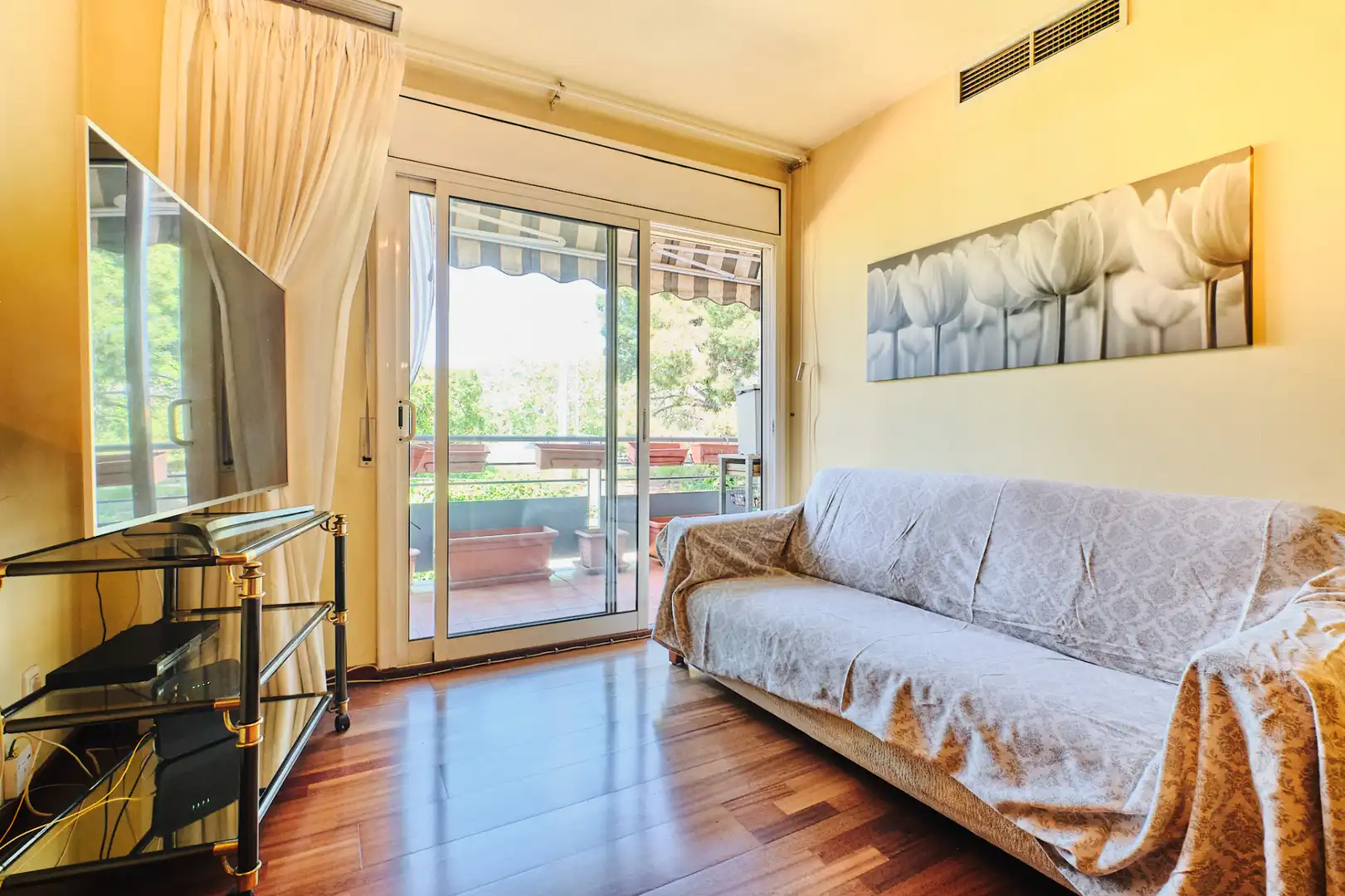 Sala de estar de Piso en venta en Barcelona con Aire acondicionado, Calefacción y Balcón