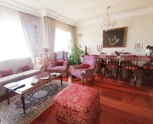 Living room of Building for sale in  Madrid Capital