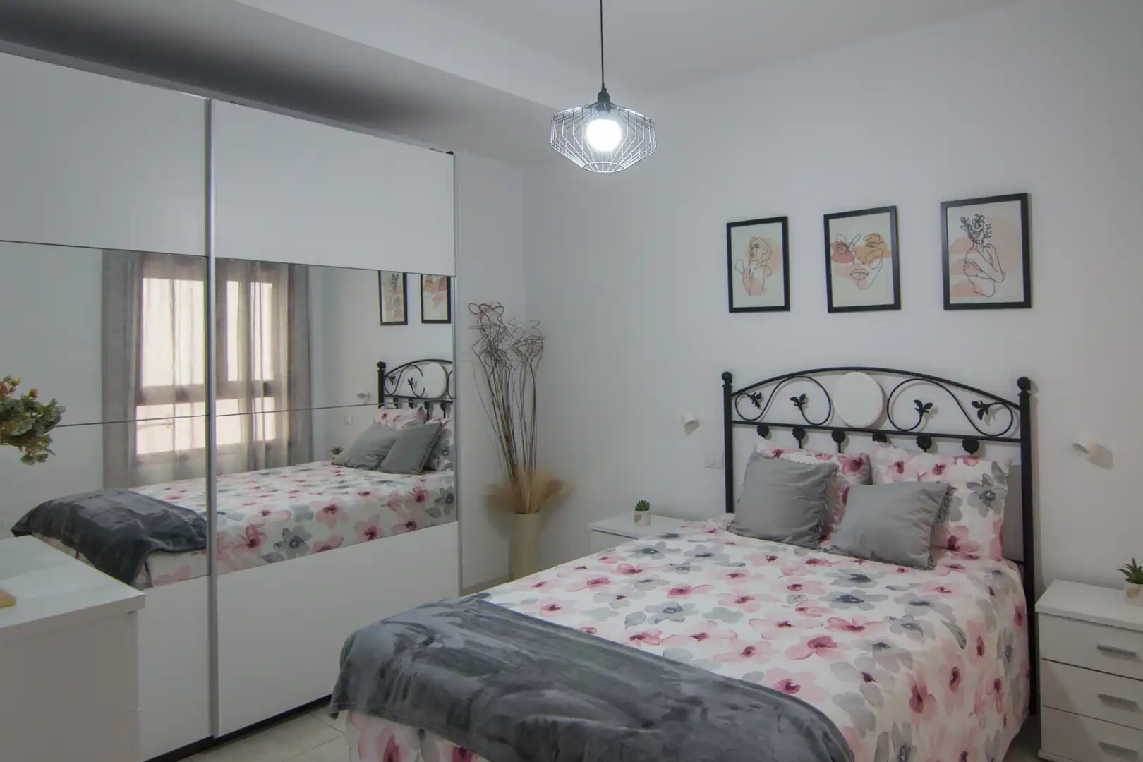 Bedroom of Flat for rent in Las Palmas de Gran Canaria  with Balcony