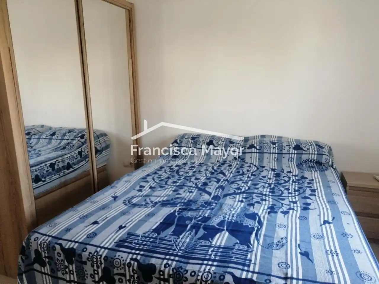 Habitación de Piso de alquiler en Valencia con Trastero, Amueblado y Balcón