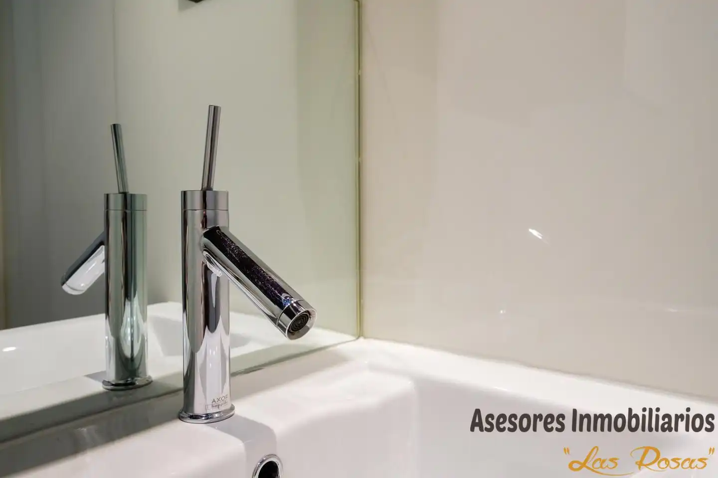 Baño de Planta baja en venta en Madrid con Aire acondicionado y Calefacción