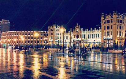 Vista exterior de Pis en venda en  Valencia Capital amb Aire condicionat i Balcó