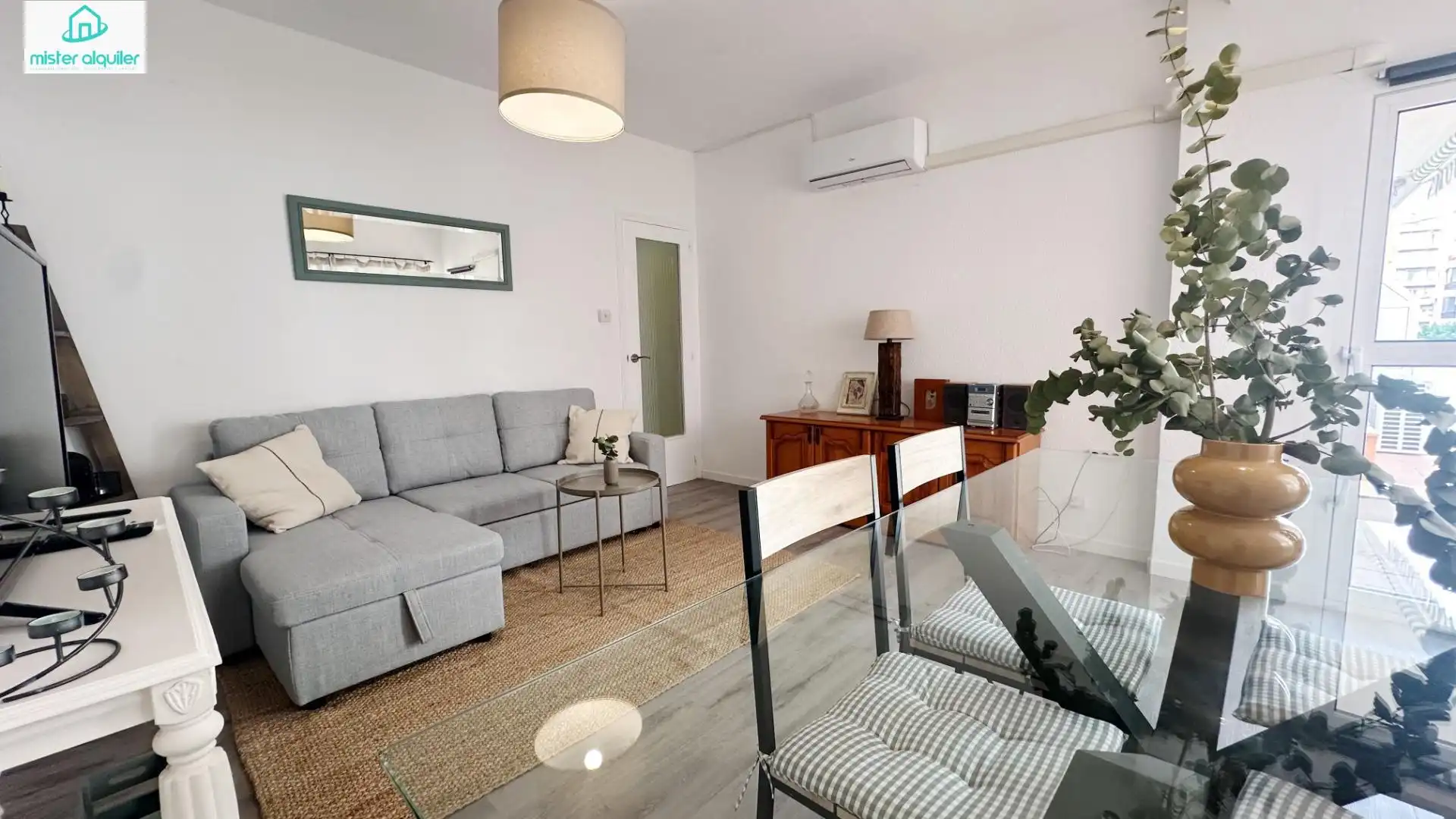 Apartament amb terrassa de lloguer a SANT FRANCESC 14