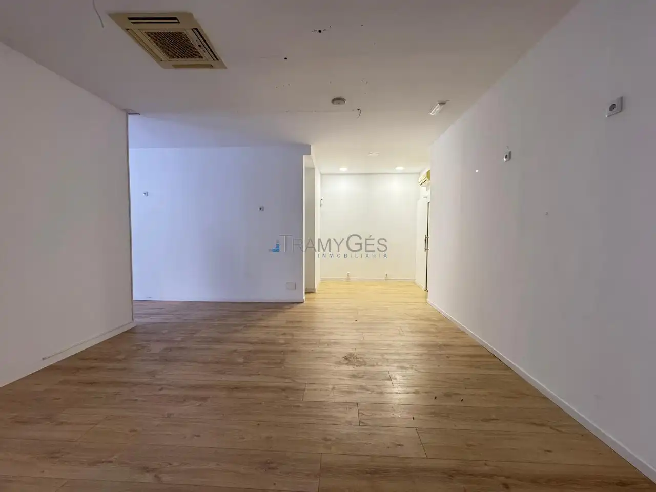 Local comercial en alquiler en EDUARDO IGLESIAS, imagen 7