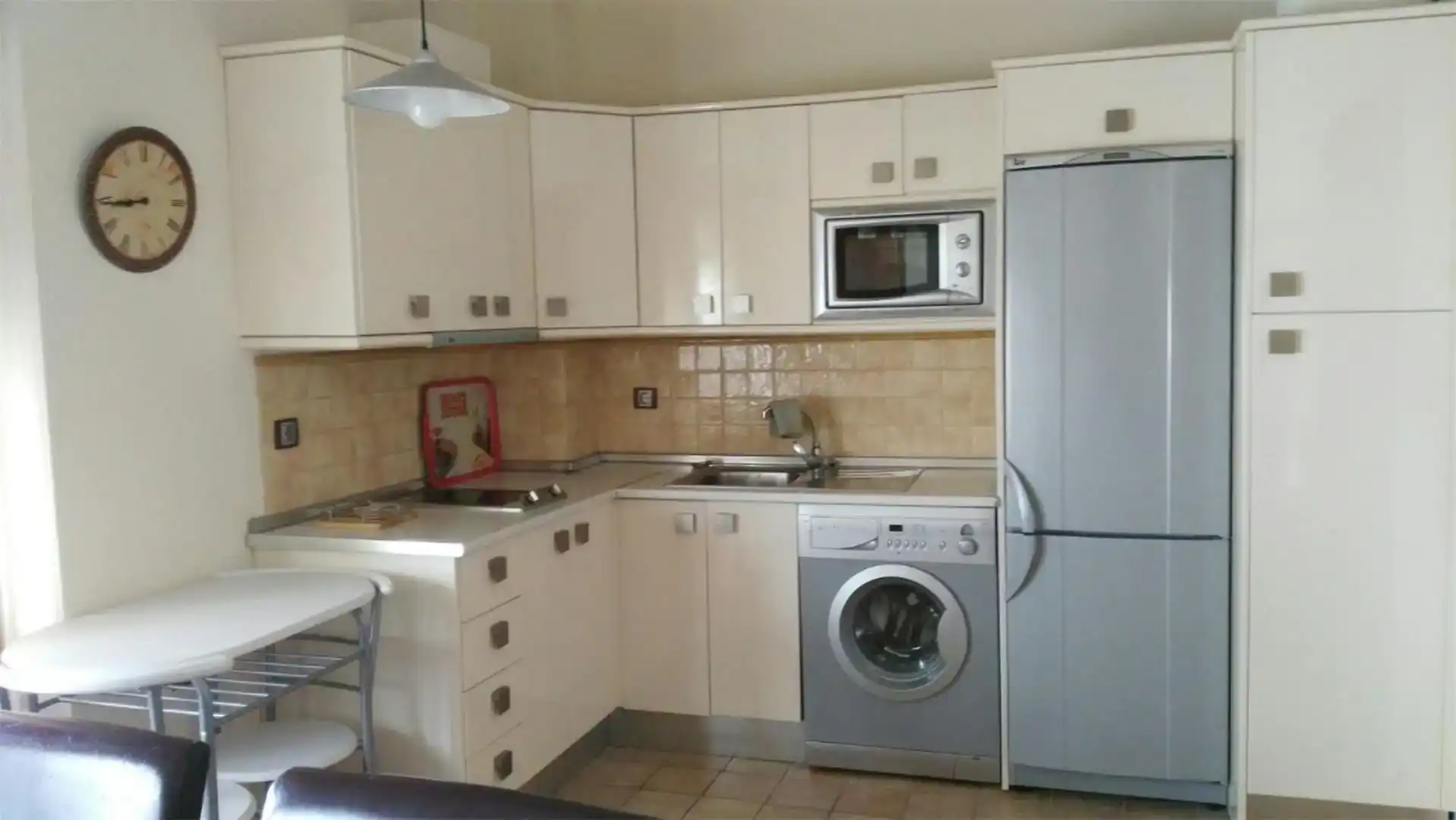 Cocina de Piso en venta en Huéscar con Amueblado, Lavadora y Microondas