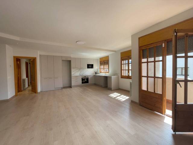 Casa-chalet en Alquiler en Santa Eulàlia de Riuprimer