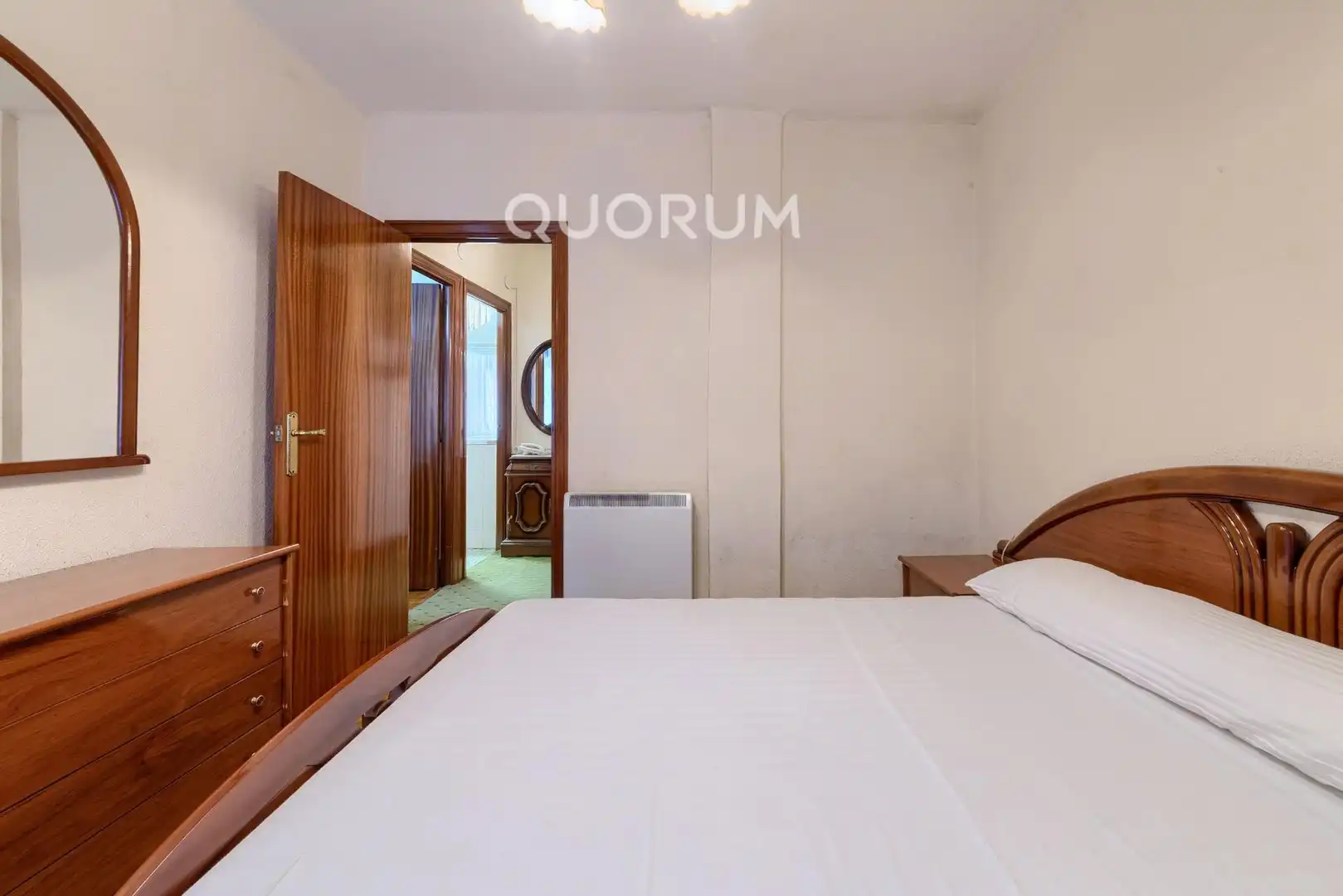 Habitación de Piso en venta en Basauri  con Calefacción, Trastero y Amueblado
