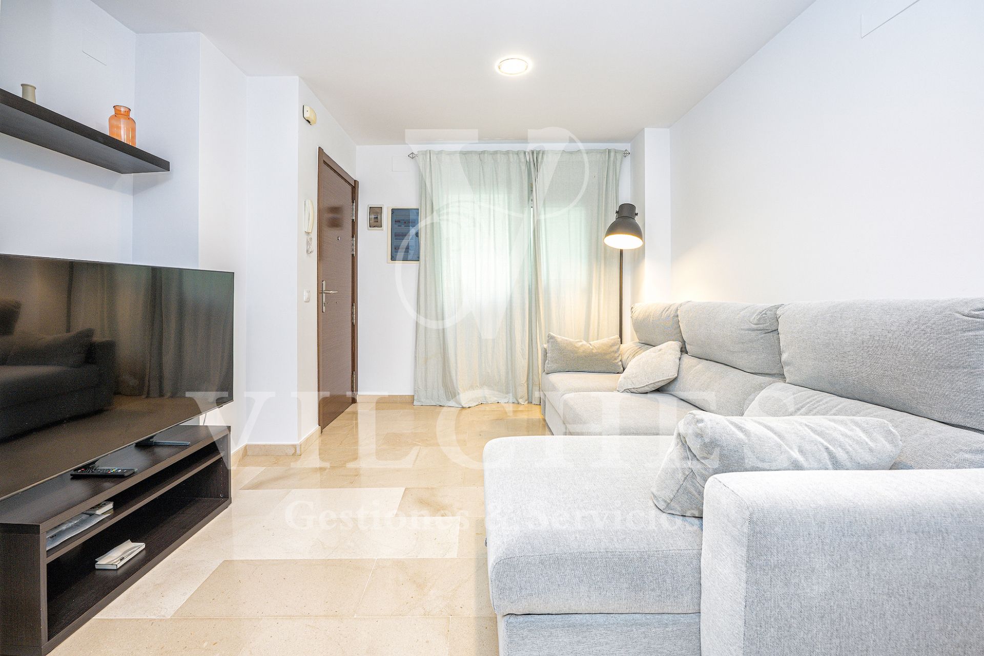 Flat to rent in Calle Viera y Clavijo, Triana, Centro