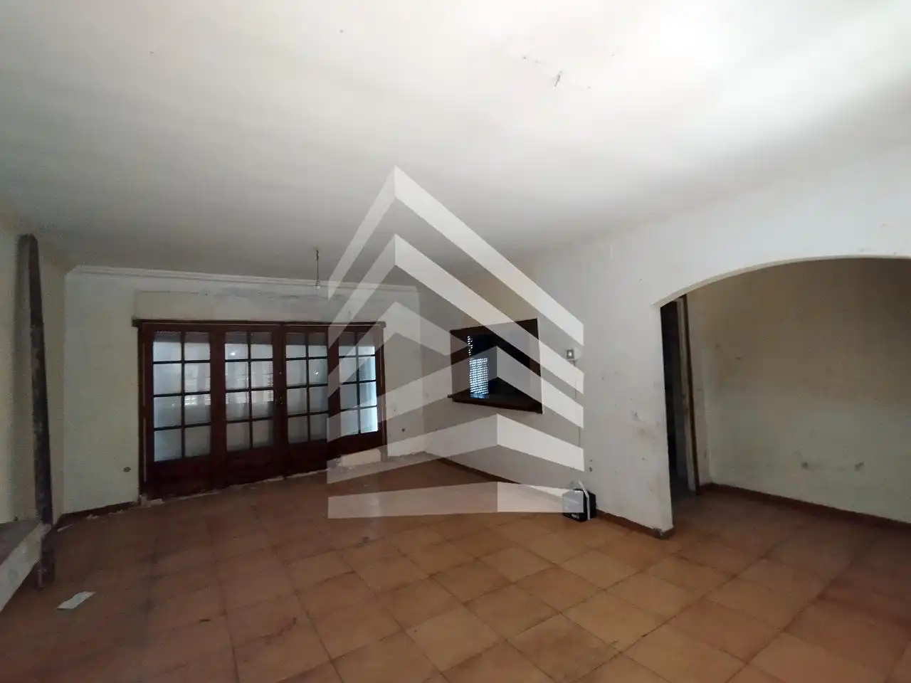 Casa con terrazza in vendita a calle Puigmal-E1