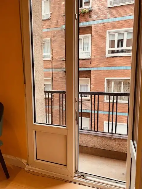 Pis de lloguer a Laviada