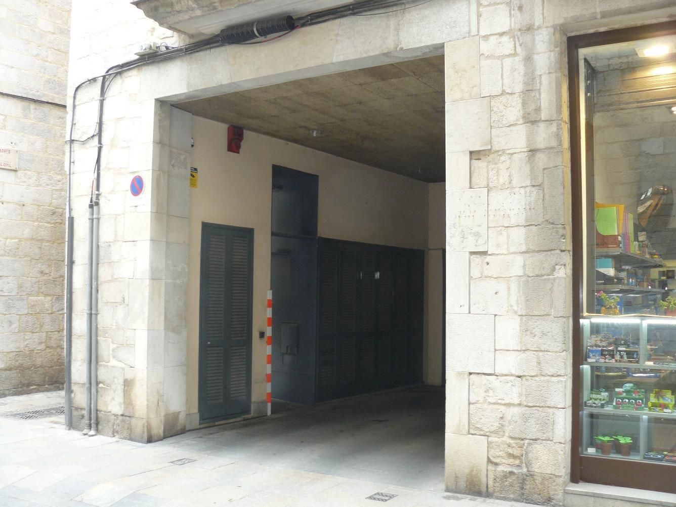 Garage to rent in Girona Capital
