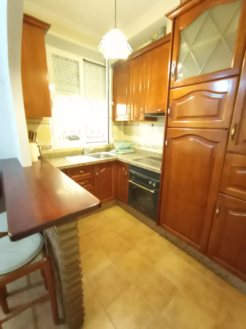 Cuina de Apartament de lloguer en Málaga amb Aire condicionat, Terrassa i Moblat