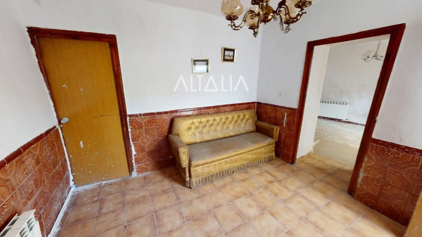Sala de estar de Casa o chalet en venta en Pozorrubio de Santiago con Calefacción y Jardín privado