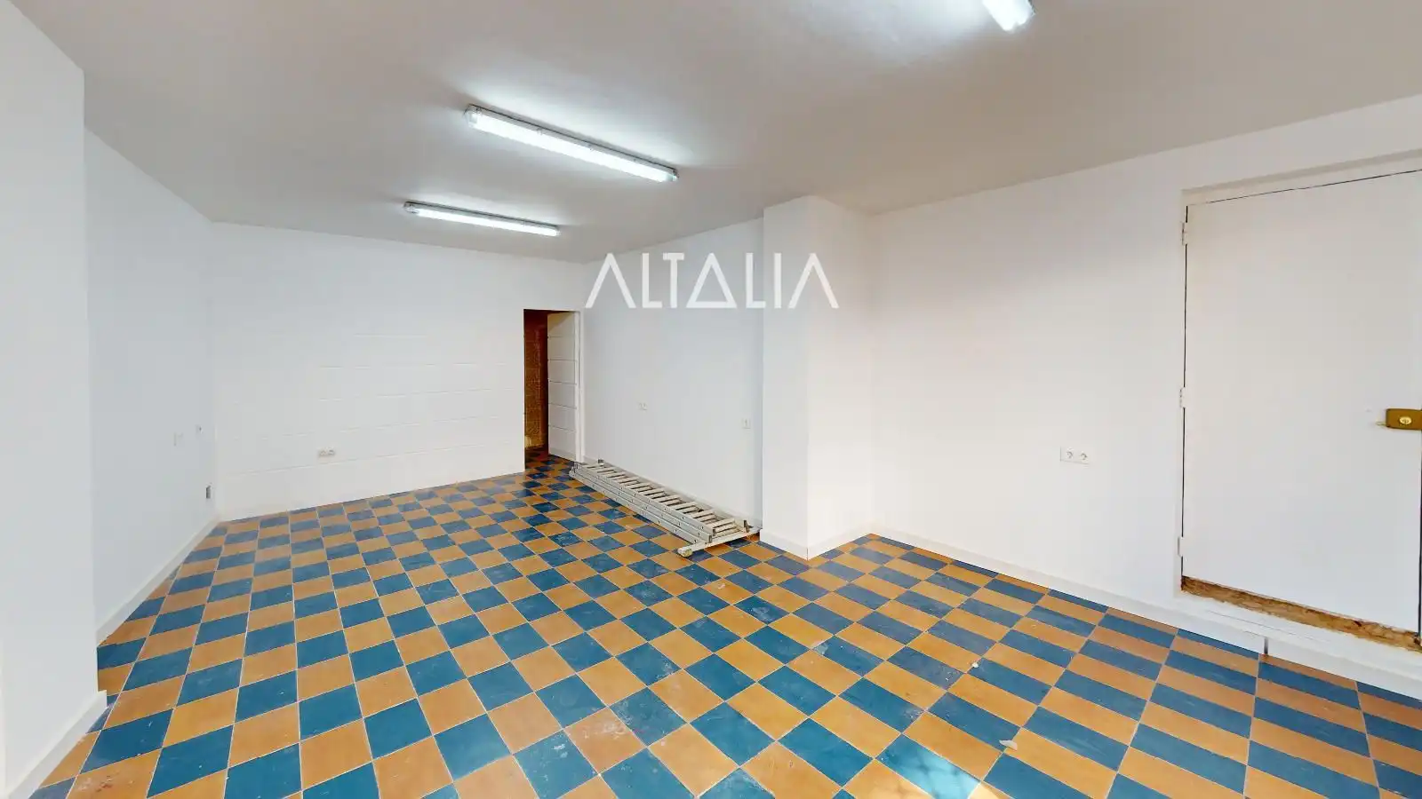 Local comercial en venda a Centro, imagen 4