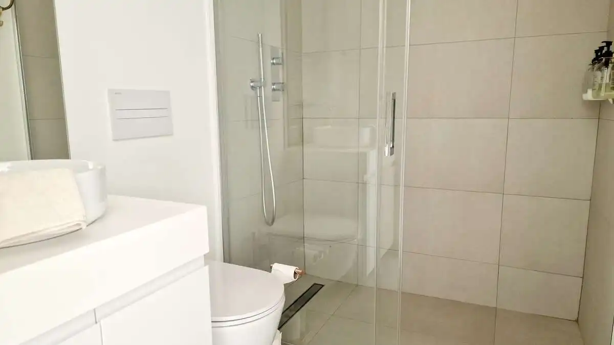 Baño de Ático en venta en Mijas con Aire acondicionado, Piscina y Amueblado