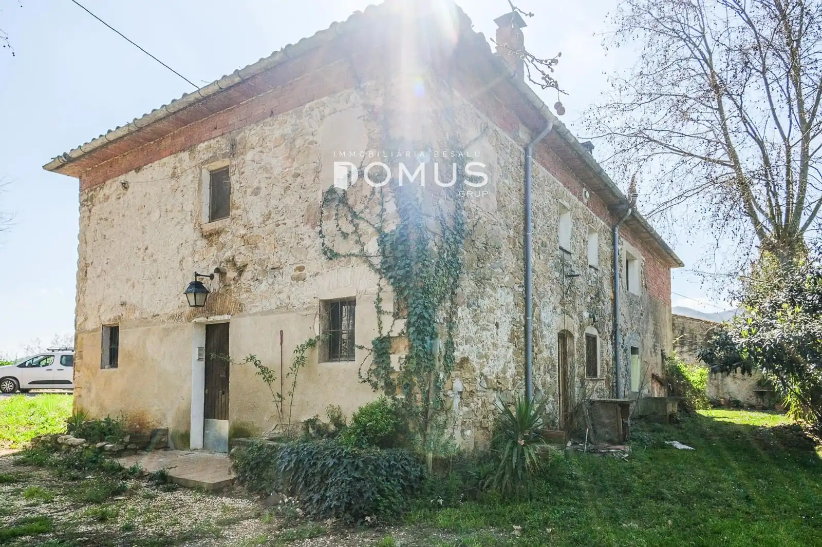 Vista exterior de Finca rústica en venta en Besalú con Jardín privado
