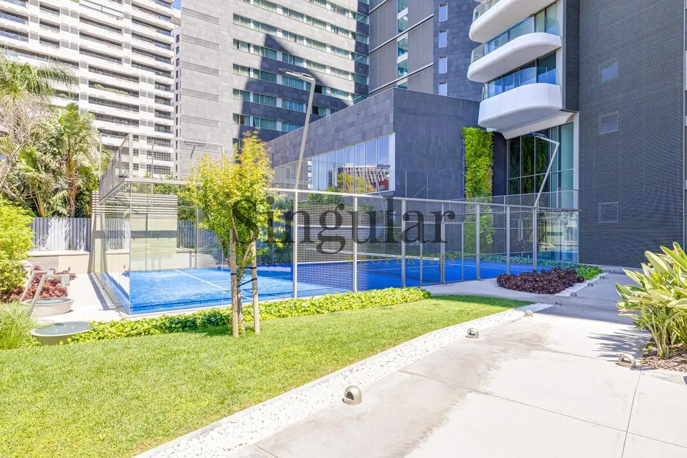 Swimming pool of Duplexes for sale in Barcelona  with Heating, Parquet flooring and Terrace
