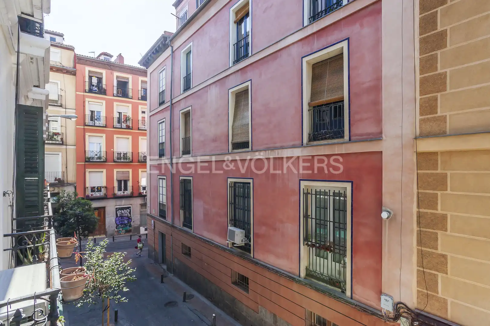 Vista exterior de Pis de lloguer en Madrid amb Aire condicionat, Calefacció i Moblat