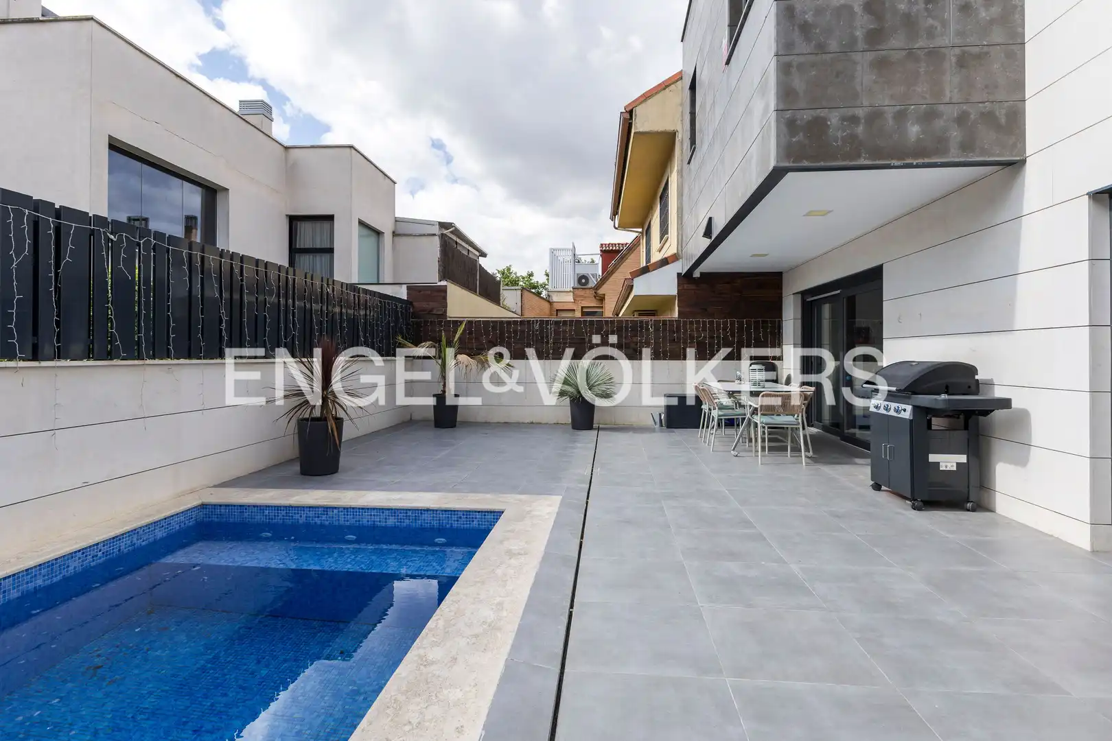 Casa o xalet de lloguer a Valdebebas - Valdefuentes