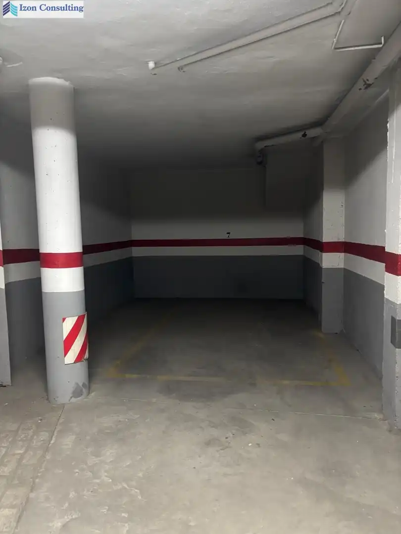 Parking de Piso en venta en Balazote con Calefacción, Parquet y Terraza