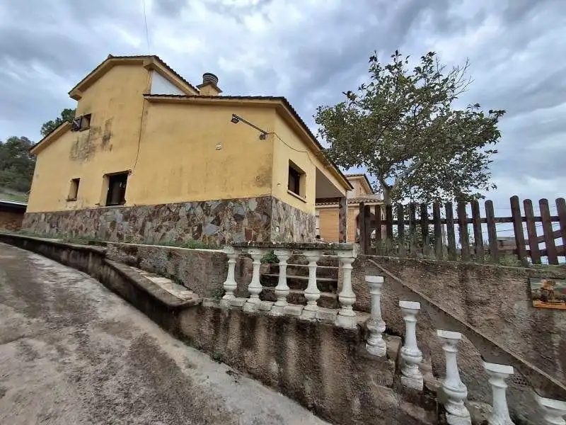 Casa amb jardí en venda a Residencial Park