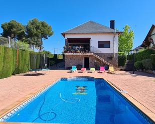 Swimming pool of House or chalet for sale in Castellar del Vallès  with Air Conditioner, Heating and Private garden