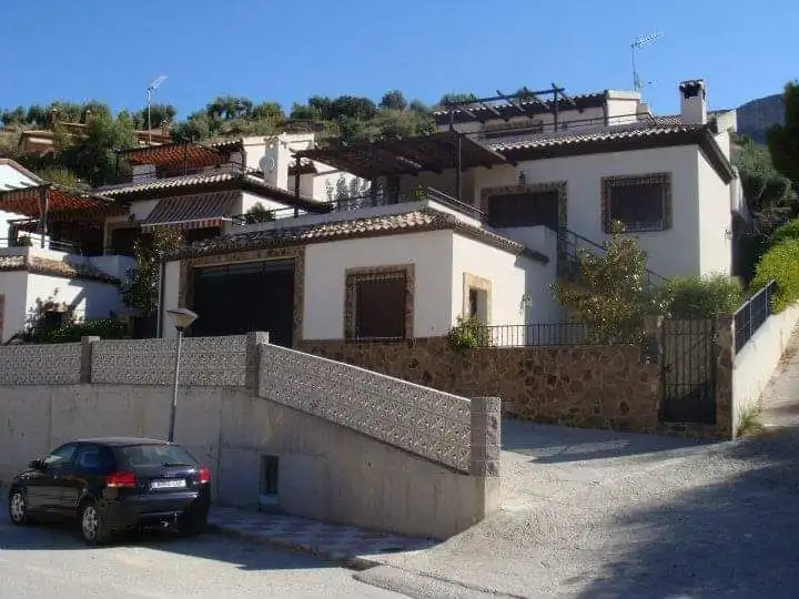 Haus mit Garten zum Verkauf in C/ SIERRA SUR 25