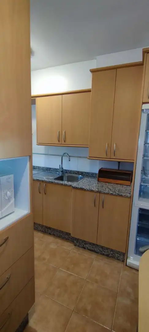 Cocina de Ático en venta en Ames con Calefacción, Trastero y Amueblado