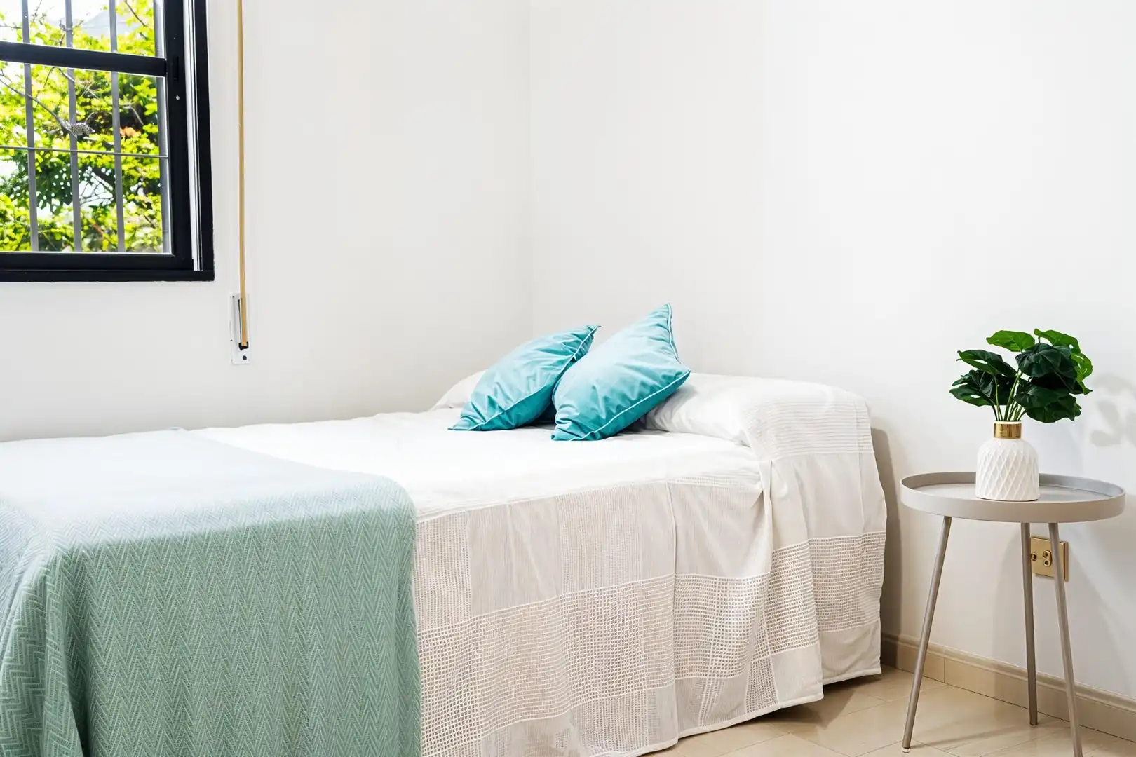 Schlafzimmer von Wohnungen zum Verkauf in Chiclana de la Frontera mit Privatgarten und Gemeinschaftspool