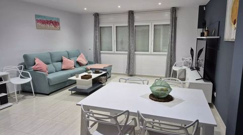 Espectacular y moderno apartamento cerca del centro y la playa., Bild 2