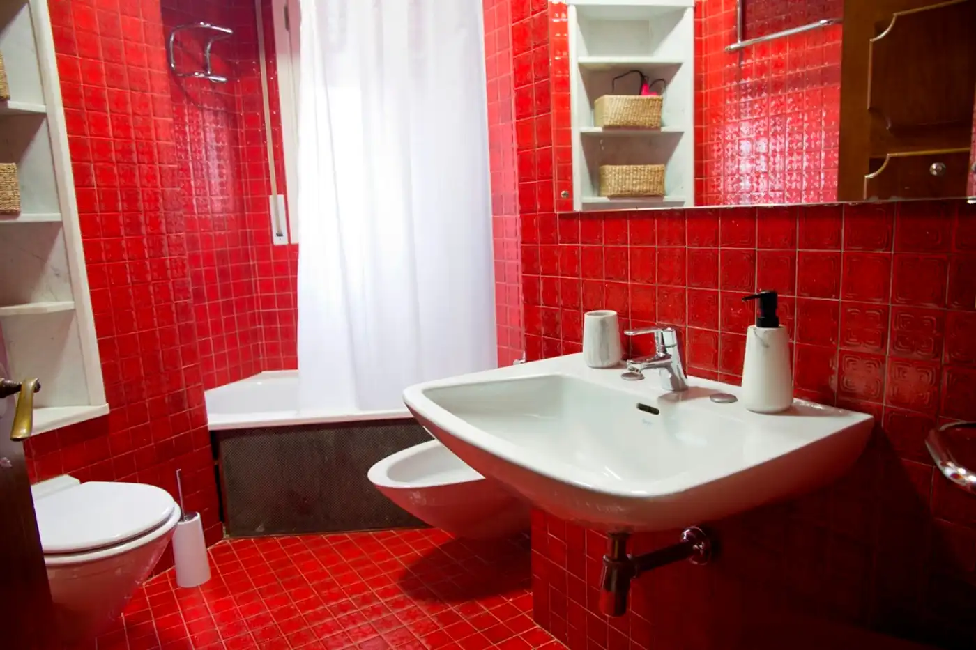 Bathroom of Houses for sale in Riudecanyes  with Private garden, Terrace and Swimming Pool