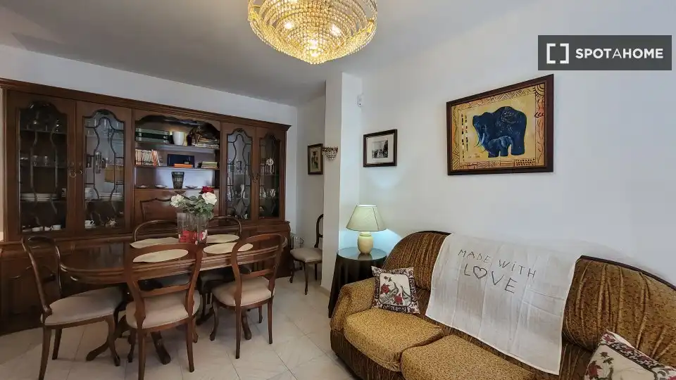 Room in La Ciudad