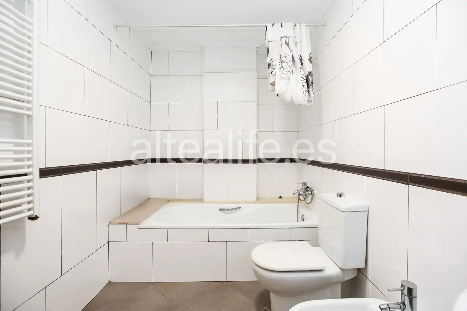 Baño de Apartamento en venta en Callosa d'en Sarrià con Calefacción y Terraza