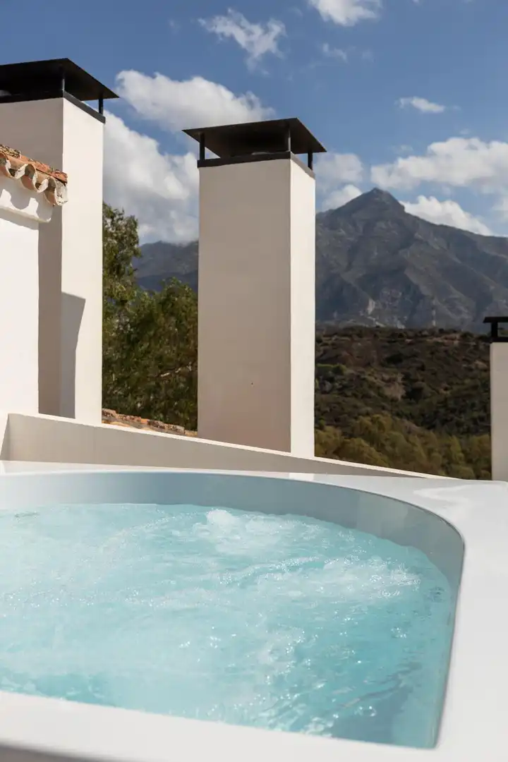Attique avec piscine à vendre à Nueva Andalucía, imagen 68
